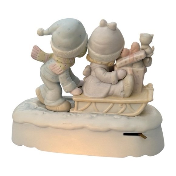 Vintage Precious Moments 1983 "Sharing our Season Together" Ceramic Music Figure - Picture 3 of 8